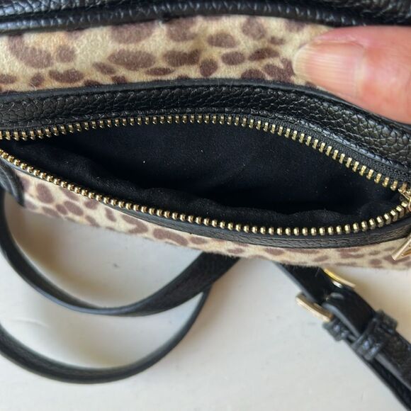 Steve Madden Leopard Print Small Crossbody Bag - Picture 11 of 13